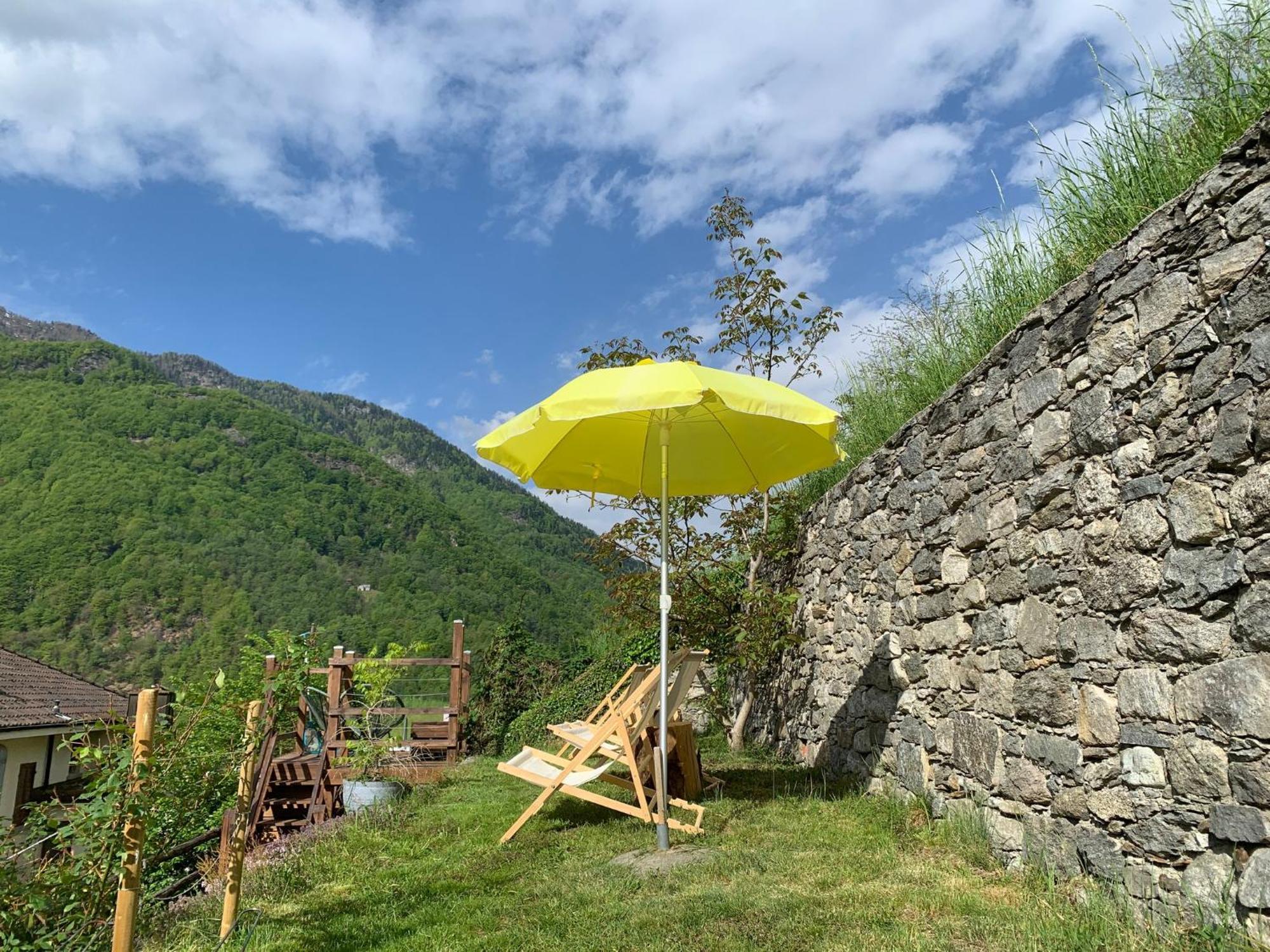 Casa Gialla Russo المظهر الخارجي الصورة